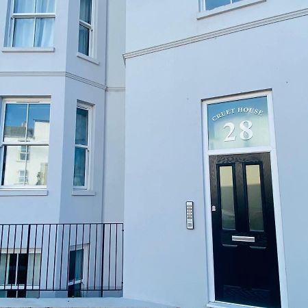 Stunning New Apartment Set In St Leonards On Sea Hollington  Экстерьер фото
